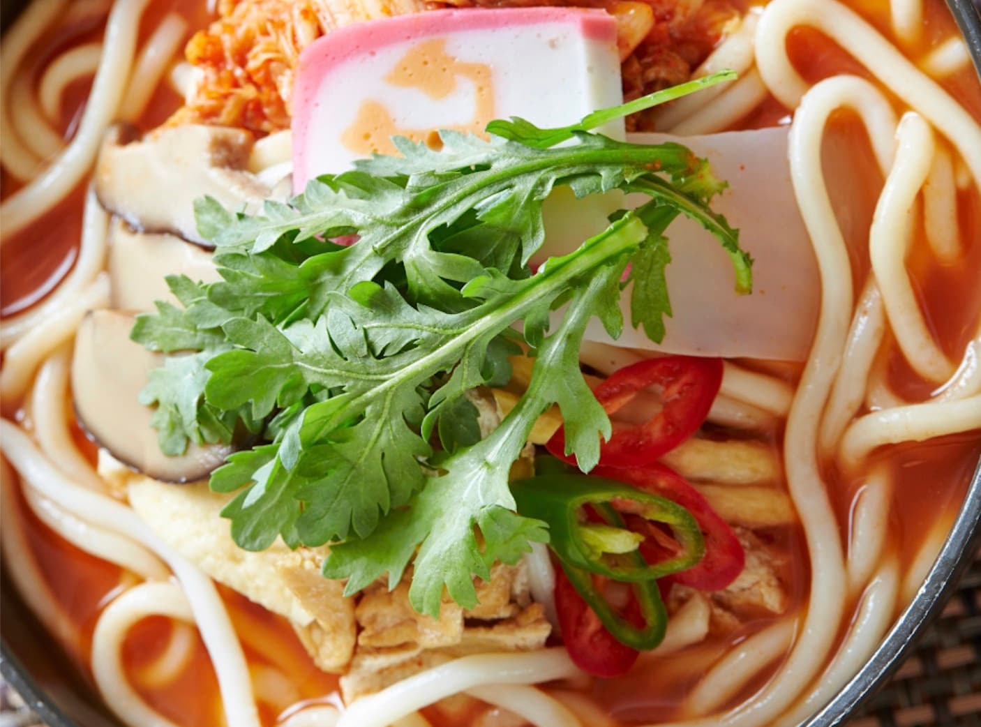 Kimchi Udon (Korean Spicy Kimchi Udon Soup, κΉμΉμ°λ)